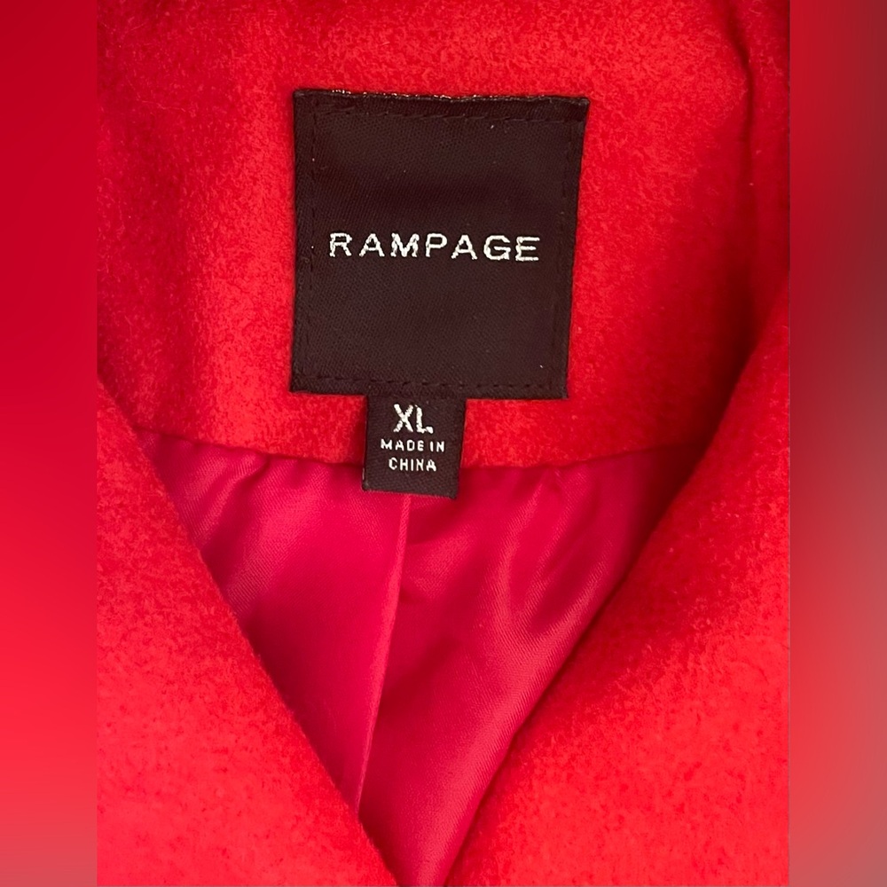 Rampage Coat - Picture 9 of 9
